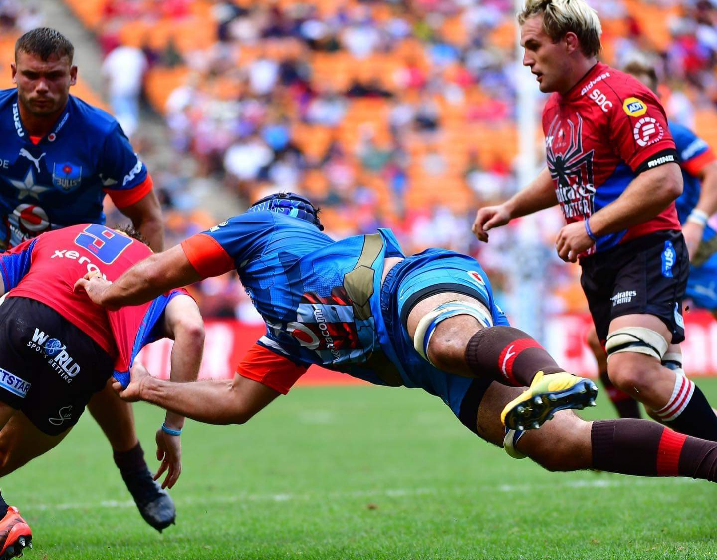 Rugby fans and players revel in thrilling Vodacom Super Hero Sunday