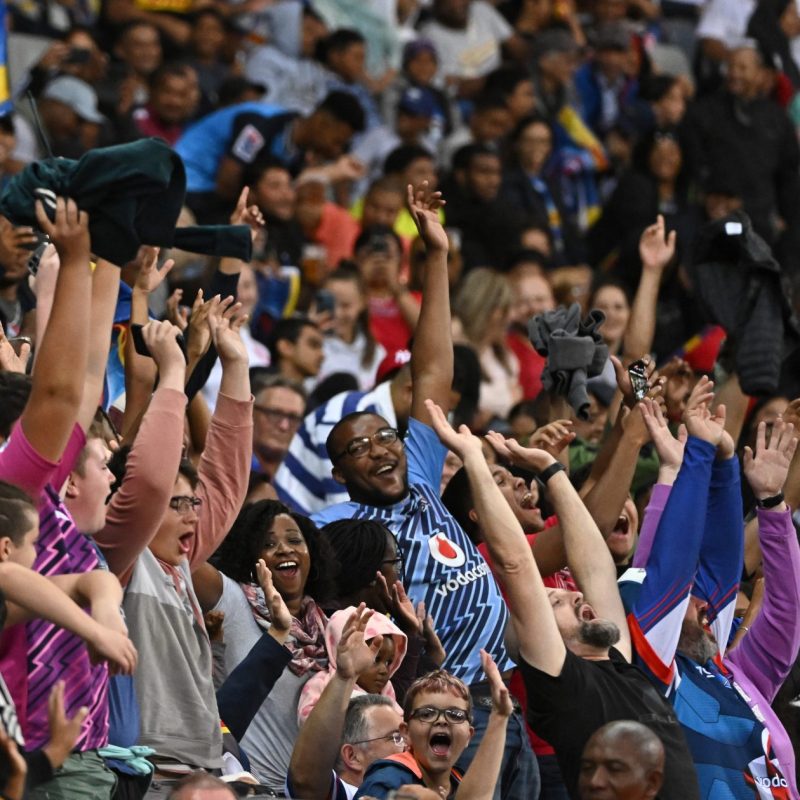 DHL Stormers and Vodacom Bulls fans