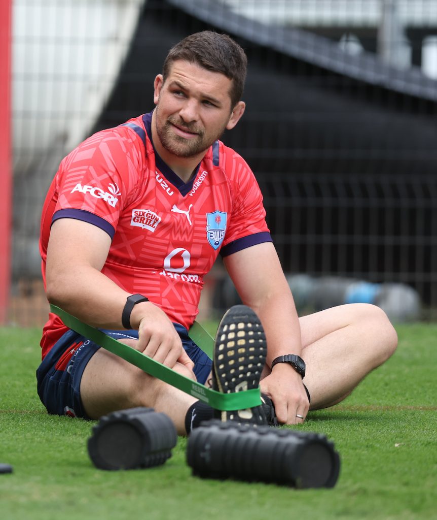 Charlie Ewels warming up with the Vodacom Bulls (c) Vodacom Bulls/Steve Haag Sports