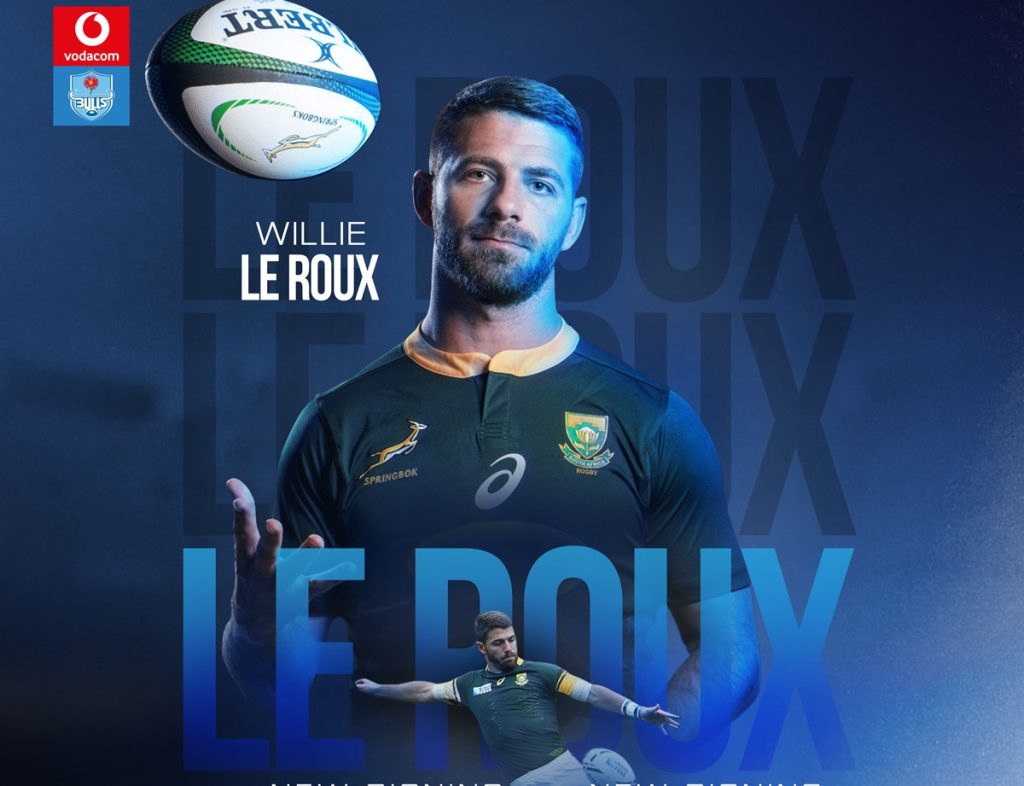 Willie le Roux signs poster (c) Vodacom Bulls