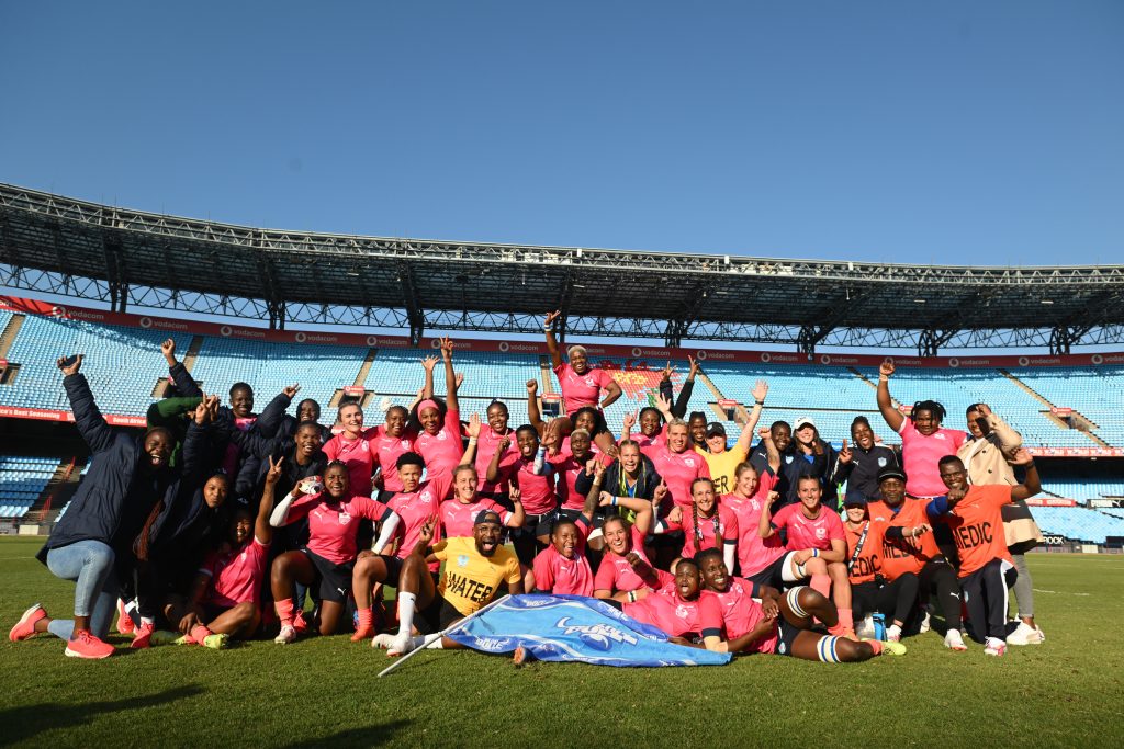 The Bulls Daisies side pose for a team photo after their match at Loftus Versfeld (c) Vodacom Bulls/Johan Rynners