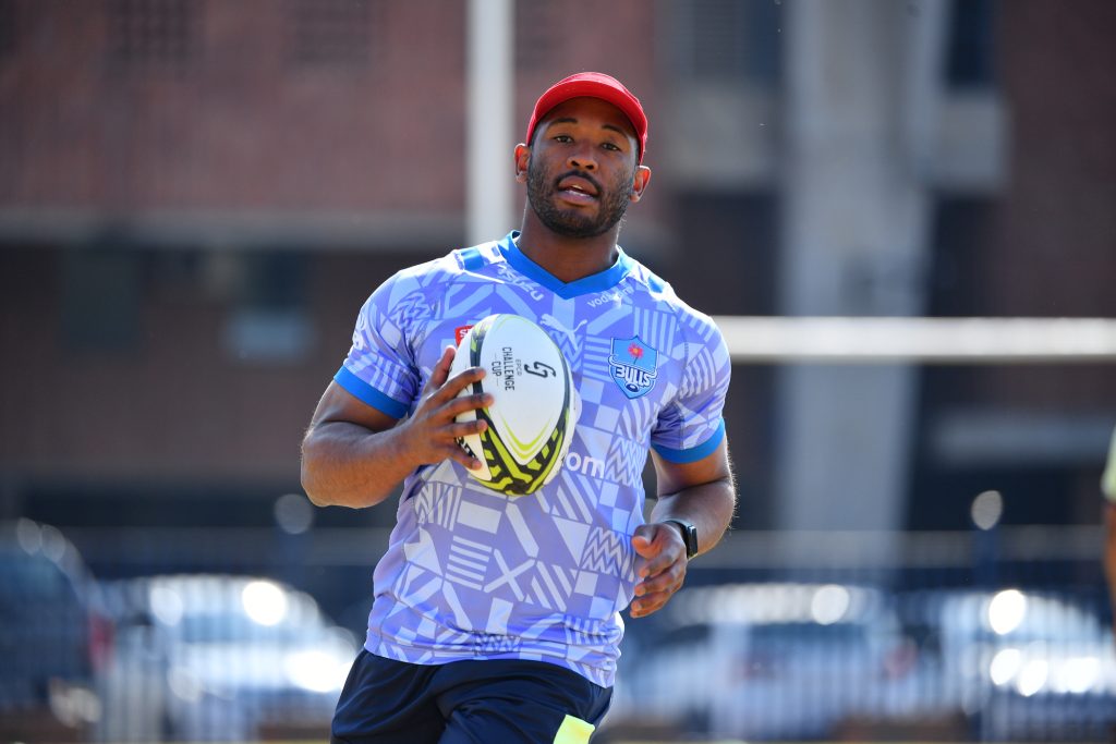 Sergeal Petersen runs during training at Loftus (c) Vodacom Bulls/Johan Rynners
